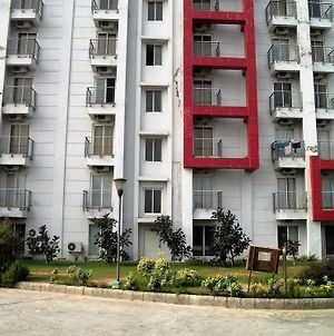 Oyo Rooms Greater Noida Knowledge Park Exterior photo
