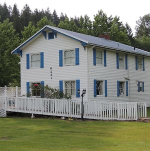 Foster Lake Inn Sweet Home Exterior photo