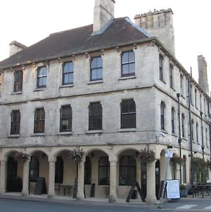 The Imperial Hotel Stroud  Exterior photo