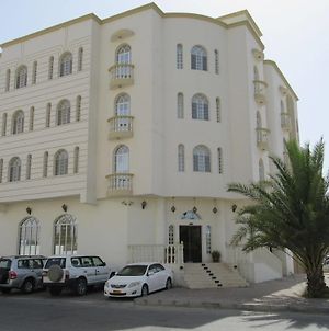 Al Ferdous Hotel Apartments Muscat Exterior photo