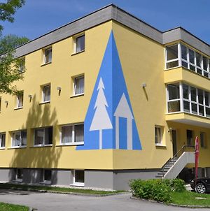 Eduard-Heinrich-Haus, Hostel Salzburg Exterior photo