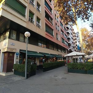 La Ciudadela Hotel Barcelona Exterior photo
