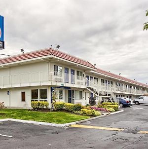 Motel 6-Everett, Wa - South Wintermutes Corner Exterior photo