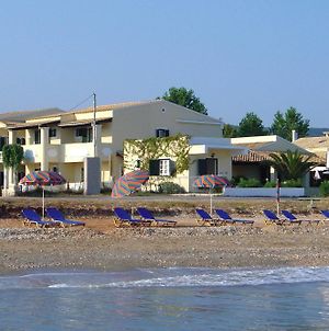 Beachfront Salvanos Apartments Acharavi (Corfu) Exterior photo