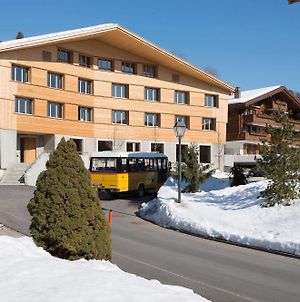 Gstaad Saanenland Youth Hostel Exterior photo