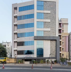 Treebo Pavan Hotel Hyderabad Exterior photo