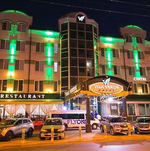 Vila Verde Hotel Chisinau Exterior photo