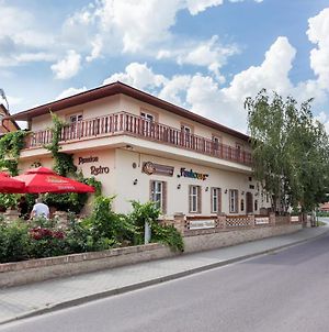 Retro Vrbovec Hotel Exterior photo