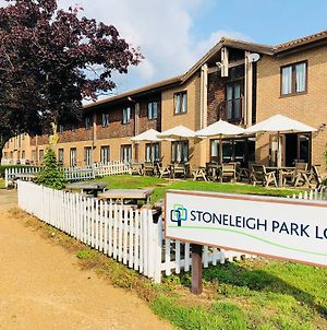 Stoneleigh Park Lodge Leamington Spa Exterior photo