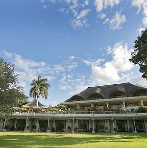 Ilala Lodge Hotel Victoria Falls Exterior photo