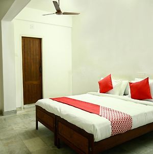 Oyo 10259 Hotel Safa Inn Thiruvananthapuram Exterior photo