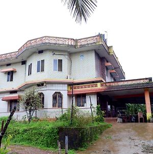 Sri Ranga Homestay Mavingundi Exterior photo