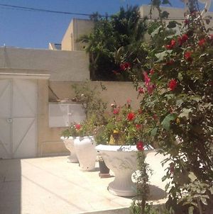 Studio En Plein Zone Touristique Avec Wifi, Iptv Et Clim Apartment Sousse Exterior photo