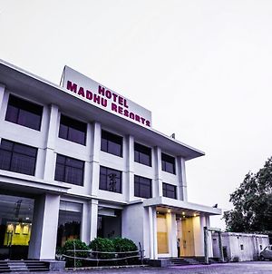 Madhu Resort Agra  Exterior photo