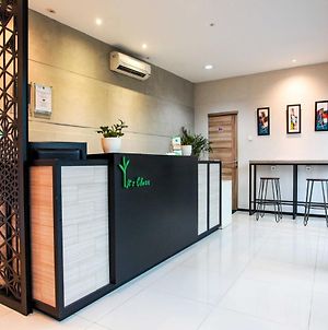 Legreen Suite Supomo Jakarta Exterior photo