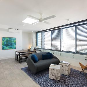 Eight Two Nine Two Iv: Bondi Beach Apartment Sydney Exterior photo