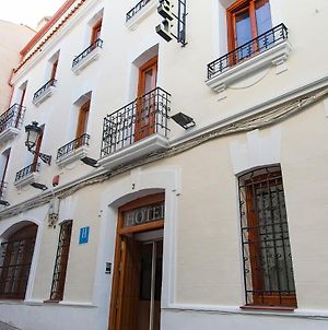 Hotel Castilla Caceres Exterior photo