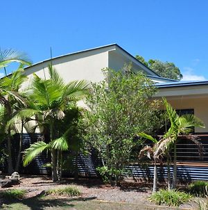 44 Cypress Avenue - Holiday Home In A Quiet Location, Close To Patrolled Beach And Cbd Rainbow Beach Exterior photo