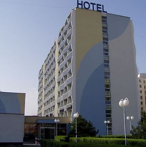 Hotel Nivy Bratislava Exterior photo