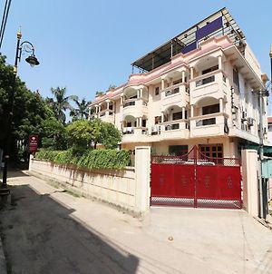 Hotel Buddha Varanasi Exterior photo