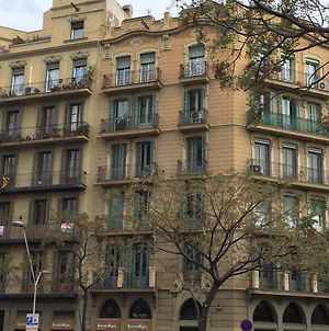 Whatching Sagrada Familia Apartment Barcelona Exterior photo