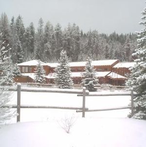 The Lodge At Lolo Hot Springs Exterior photo
