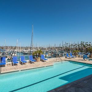 Bay Club Hotel & Marina San Diego Exterior photo
