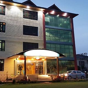 Triden Kashmir Resort Srinagar  Exterior photo