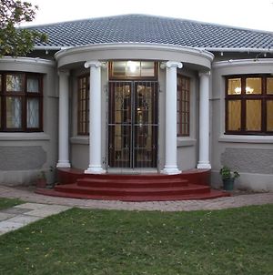 La Maison On 3Rd Guesthouse Port Elizabeth Exterior photo