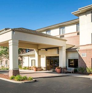 Comfort Inn & Suites West Chester - North Cincinnati Exterior photo