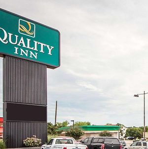 Quality Inn Ponca City Exterior photo