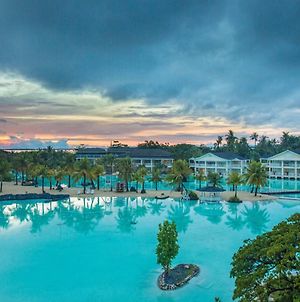 Plantation Bay Resort And Spa Mactan Exterior photo