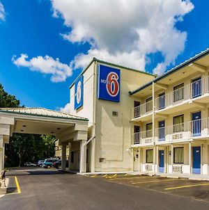 Motel 6 Raleigh Nc Cary Exterior photo