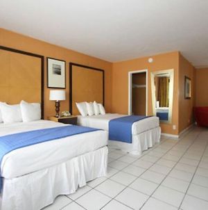 Tropic Cay Beach Resort Fort Lauderdale Room photo