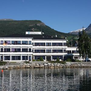 Fjordhotell Innvik Exterior photo
