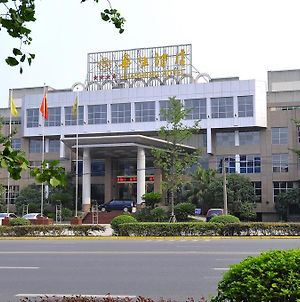 Huasheng Hotel Emeishan Exterior photo