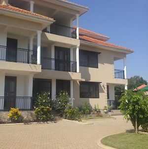 Sasa Guestplace Entebbe Exterior photo