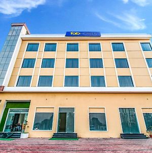 Fabhotel Amrit Greens Indore Airport Exterior photo