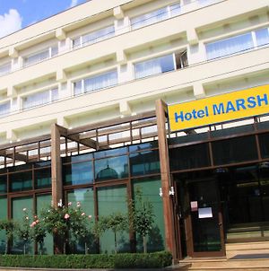 Hotel Marshal Bucharest Exterior photo