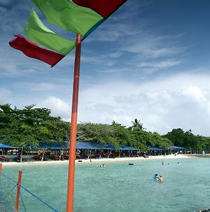 Paradise Island Park & Beach Resort Davao Exterior photo