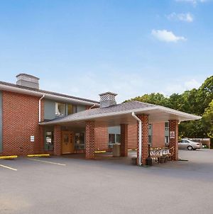 Quality Inn Harpers Ferry Exterior photo