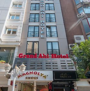 Grand Ahi Hotel Istanbul Exterior photo