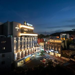 Bentley Tourist Hotel Gwangju Metropolitan City Exterior photo