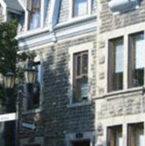 Gite University Bed And Breakfast Montreal Exterior photo