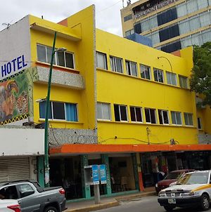 Hotel Avenida Tuxtla Gutierrez Exterior photo