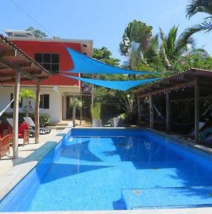Turtle Beach House Hotel Bocas del Toro Exterior photo