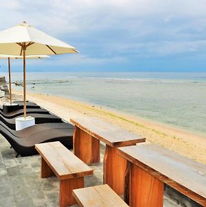 Pradana Beach Inn Luxury Nusa Penida Exterior photo