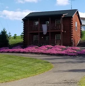 Amish Blessings Cabins Bed & Breakfast Millersburg Exterior photo
