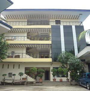 Reyna'S The Haven & Gardens Hotel Tagbilaran City Exterior photo