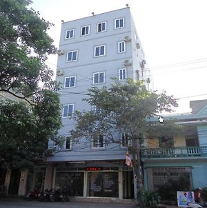Anh Linh 1 Hotel Dong Hoi Exterior photo